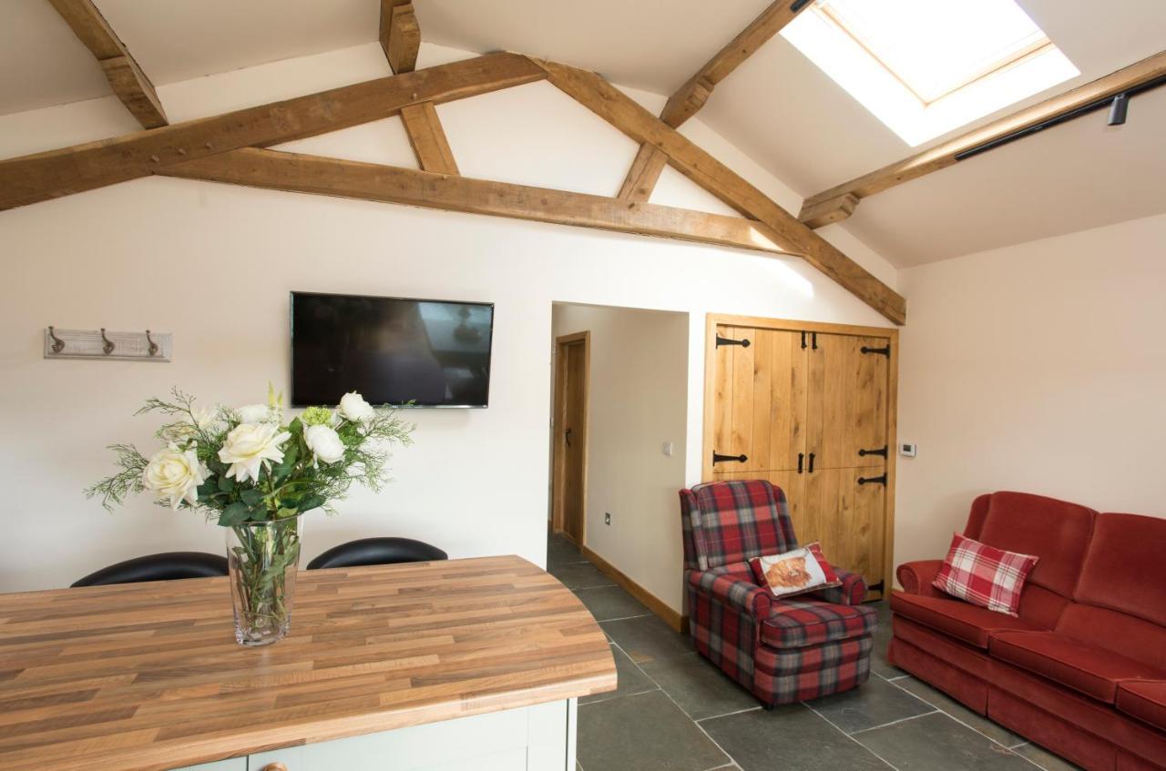 The Old Dairy - Boutique Countryside Cottage At Harrys Cottages Pen-y-Clawdd Exterior foto