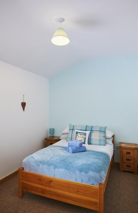 The Old Dairy - Boutique Countryside Cottage At Harrys Cottages Pen-y-Clawdd Exterior foto